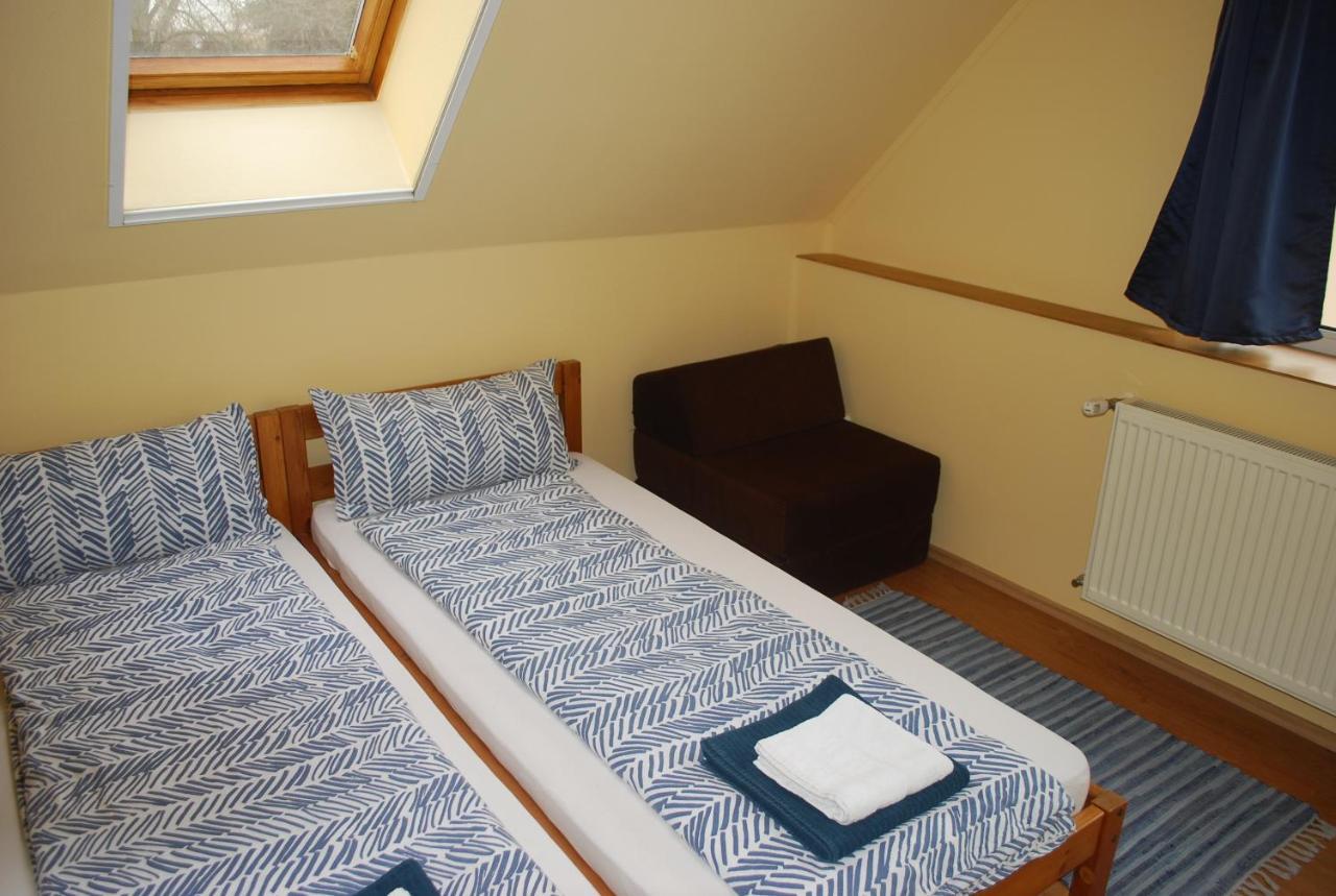 Casa Napsugar Panzio Bed & Breakfast Apostag Exterior foto
