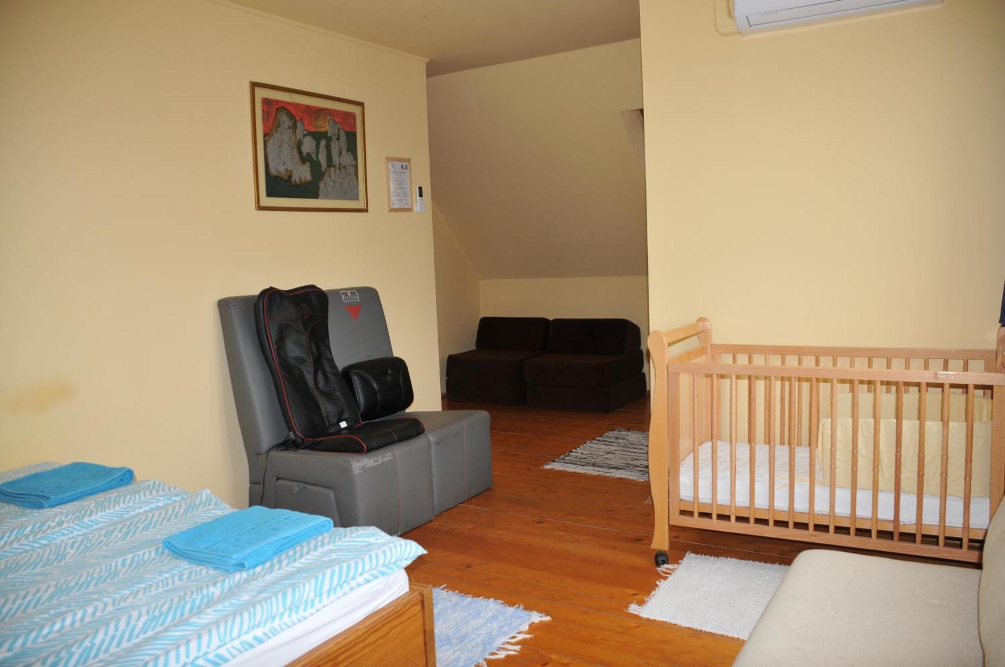 Casa Napsugar Panzio Bed & Breakfast Apostag Cameră foto